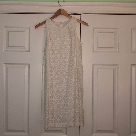 White Dress with embroidery - Picture 1 of 4